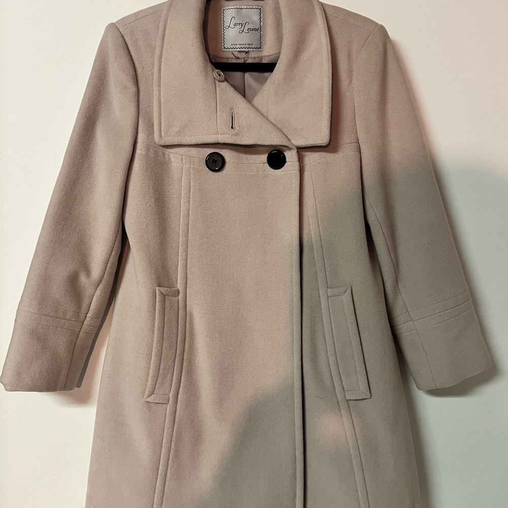 Larry Levine Cream Pea Coat with Wide Collar and Long Sleeves